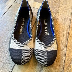 COPY - Rothy’s Captoe Black flats , new in box.